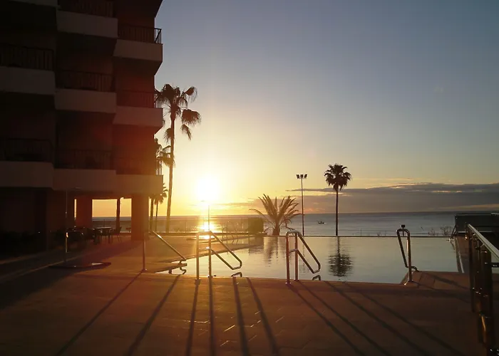 Angela - Adults Recommended 4* Fuengirola