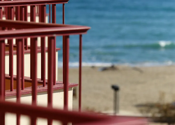 Angela - Adults Recommended 4* Fuengirola