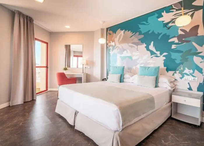 Angela - Adults Recommended 4* Fuengirola