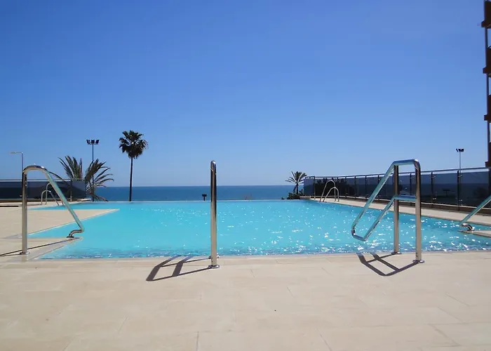 Angela - Adults Recommended 4* Fuengirola