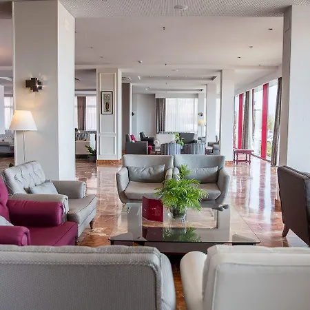 Angela - Adults Recommended 4* Fuengirola