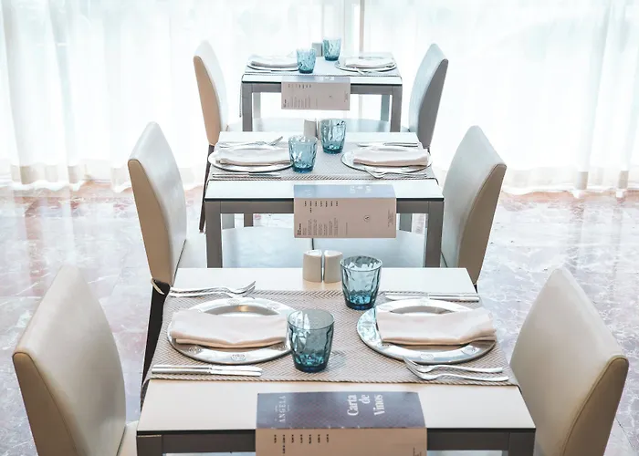 Angela - Adults Recommended Hotell