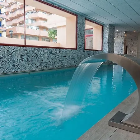 Angela - Adults Recommended Fuengirola