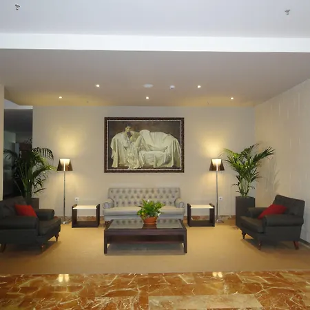 Angela - Adults Recommended 4* Fuengirola