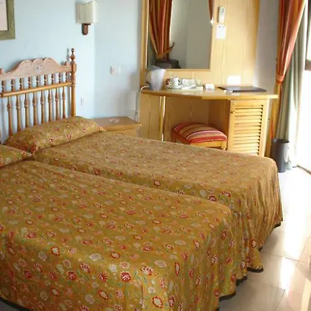 Angela - Adults Recommended Fuengirola