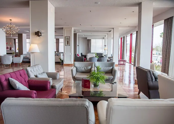 Angela - Adults Recommended 4* Fuengirola