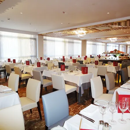 Angela - Adults Recommended 4* Fuengirola