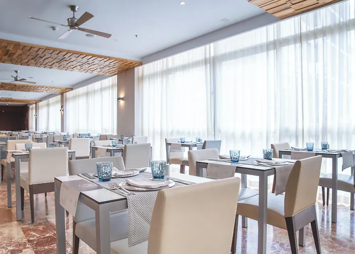 安吉拉成人推荐酒店 丰希罗拉